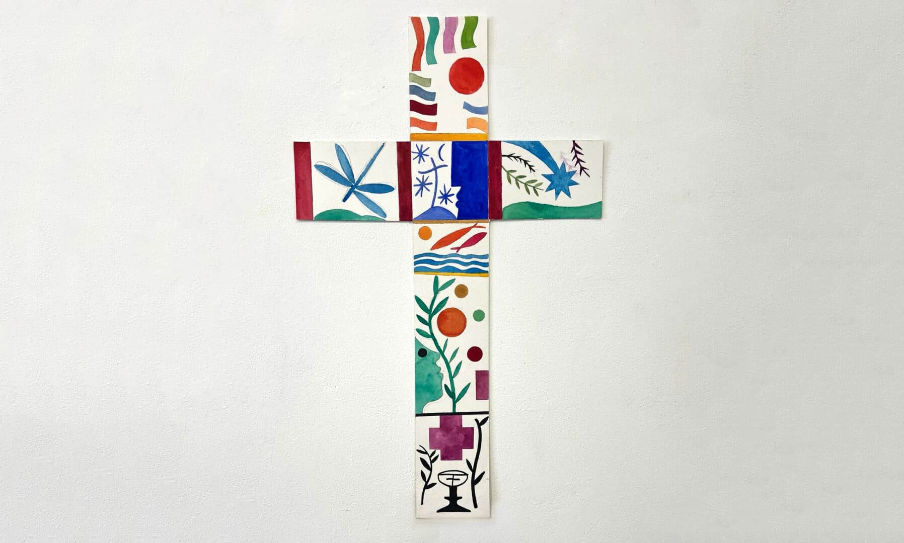 <strong>Arte: “La croce della Gioia” di Mimmo Paladino per la Giornata Mondiale dei Bambini</strong>